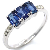 Anillo con zafiro y diamantes en oro blanco 14KT