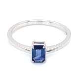 Anillo con zafiro en oro blanco 14KT