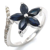 Anillo con zafiro y diamantes en oro blanco 14KT