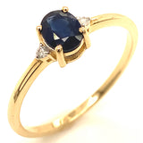 Anillo con zafiro y diamantes en oro amarillo 14KT