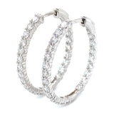 (LD) Huggies con diamantes de laboratorio en oro blanco 14KT. D-2.50Cts.