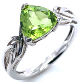 Anillo de peridoto en plata 925