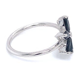 Anillo con zafiro y diamantes en plata 925