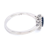 Anillo con zafiro y diamantes en plata 925