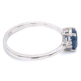 Anillo con zafiro y diamantes en plata 925