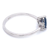 Anillo con zafiro y diamantes en plata 925