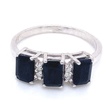 Anillo con zafiro y diamantes en plata 925