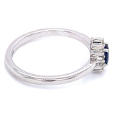 Anillo con zafiro y diamantes en plata 925