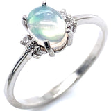 Anillo con ópalo y diamantes en plata 925