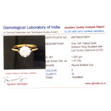 (LD) Anillo con diamante de laboratorio en oro amarillo 10KT.