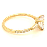 Anillo (corazón) con circones en oro amarillo 10KT