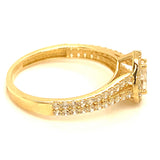 Anillo con circones en oro amarillo 10KT
