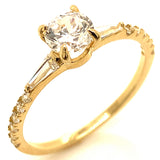 Anillo con circones en oro amarillo 10KT