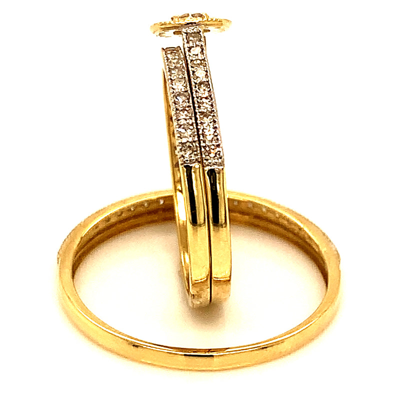 (SOFIA) Trío de anillos con diamantes en oro amarillo 10k