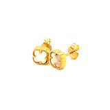 Aretes (trébol blanco nacar) en oro amarillo 18kt.