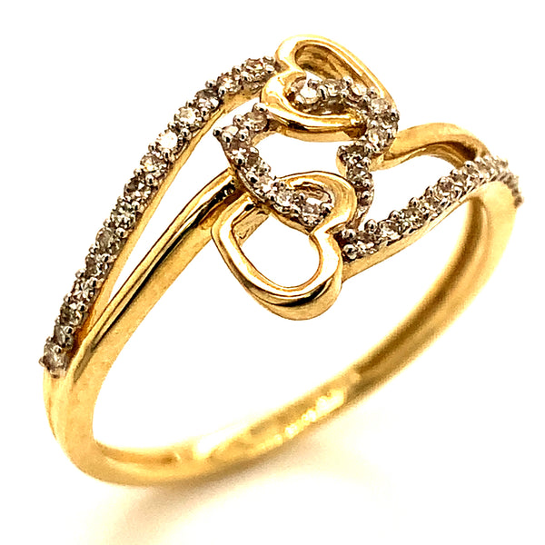 (SOFIA) Anillo (corazones) con diamantes en oro amarillo 10k