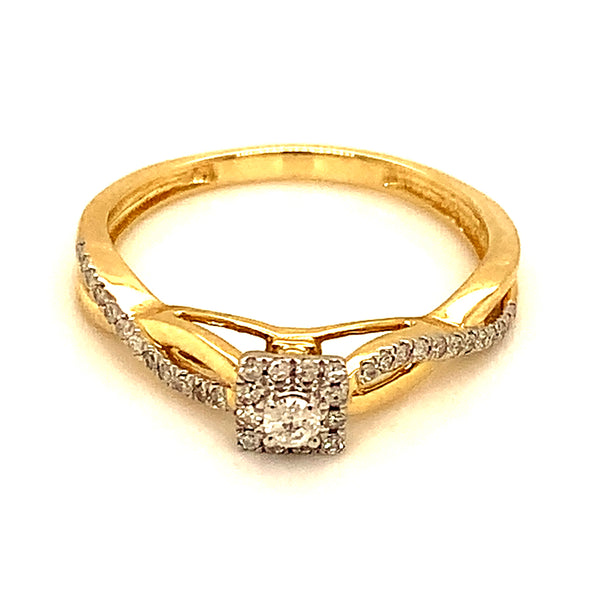 (SOFIA) Anillo con diamantes en oro amarillo 10k