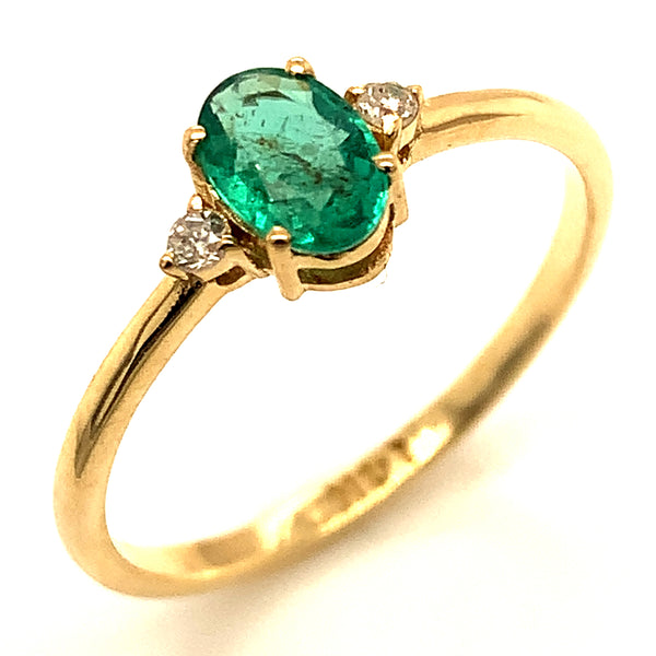 Anillo con esmeralda en oro amarillo 14kt. ANTES: $499