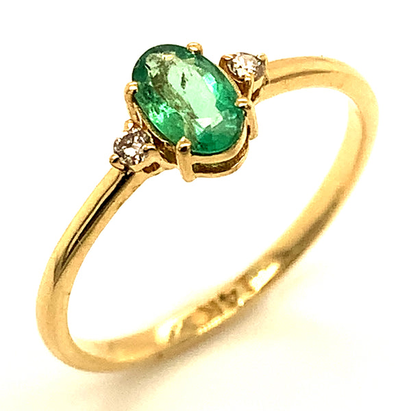 Anillo con esmeralda en oro amarillo 14kt. ANTES: $499