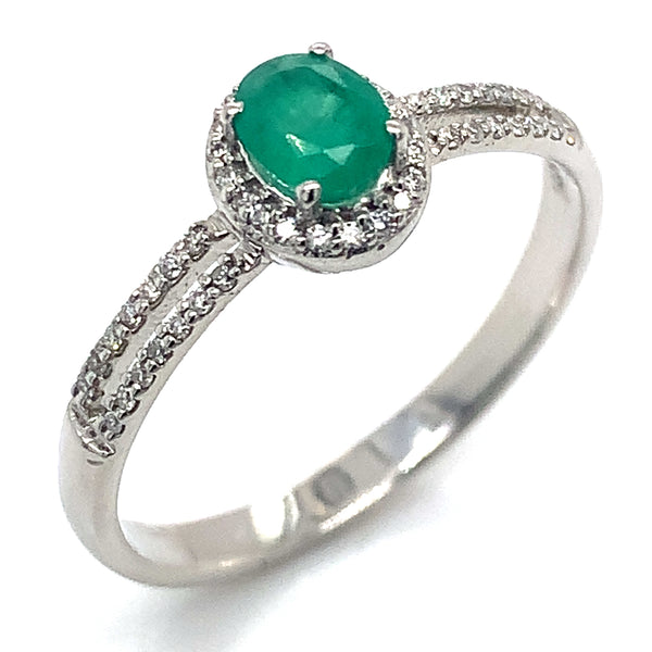 Anillo de esmeralda en oro blanco 14kt. ANTES: $649