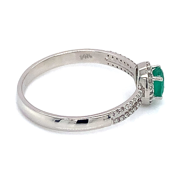 Anillo de esmeralda en oro blanco 14kt. ANTES: $649