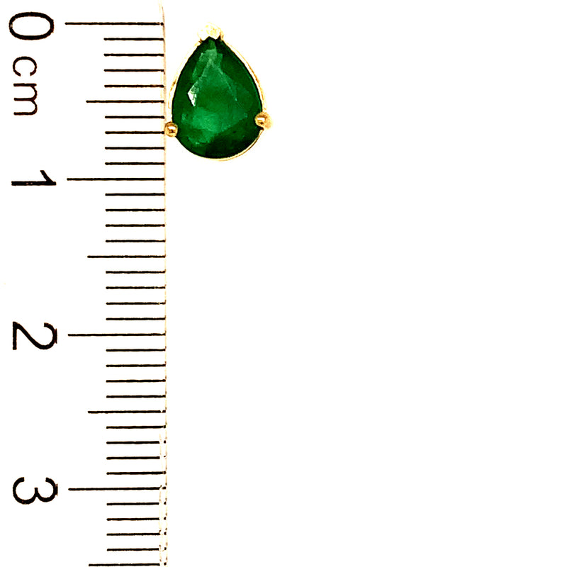 Aretes con esmeralda en oro amarillo 14k.