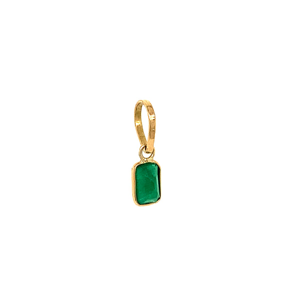 Dije de esmeralda en oro amarillo 14k
