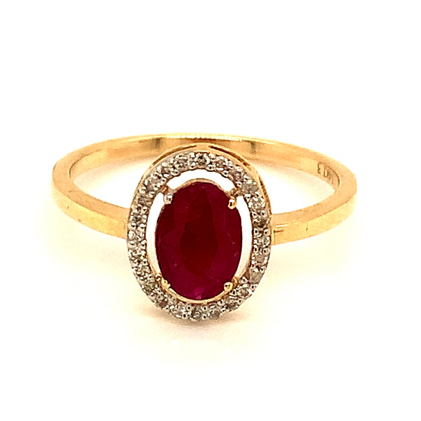 Anillo de rubi en oro amarillo 14k.