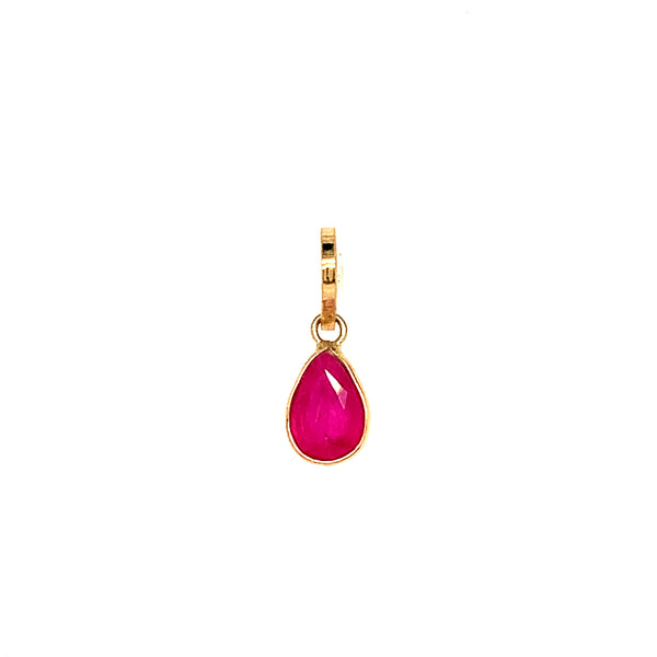 Dije de rubí en oro amarillo 14kt