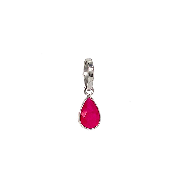 Dije de rubí en oro blanco 14kt
