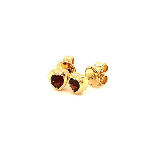 Aretes de Granate en oro amarillo 14kt.