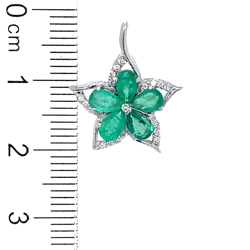 Dije de esmeralda en plata 925.