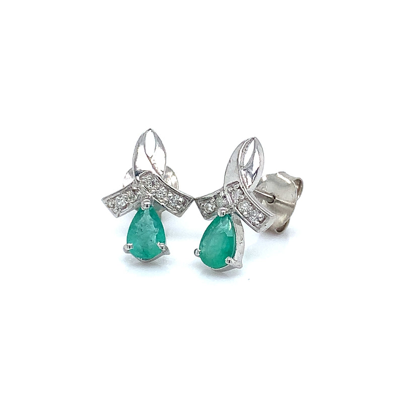 Aretes de esmeralda en plata 925.
