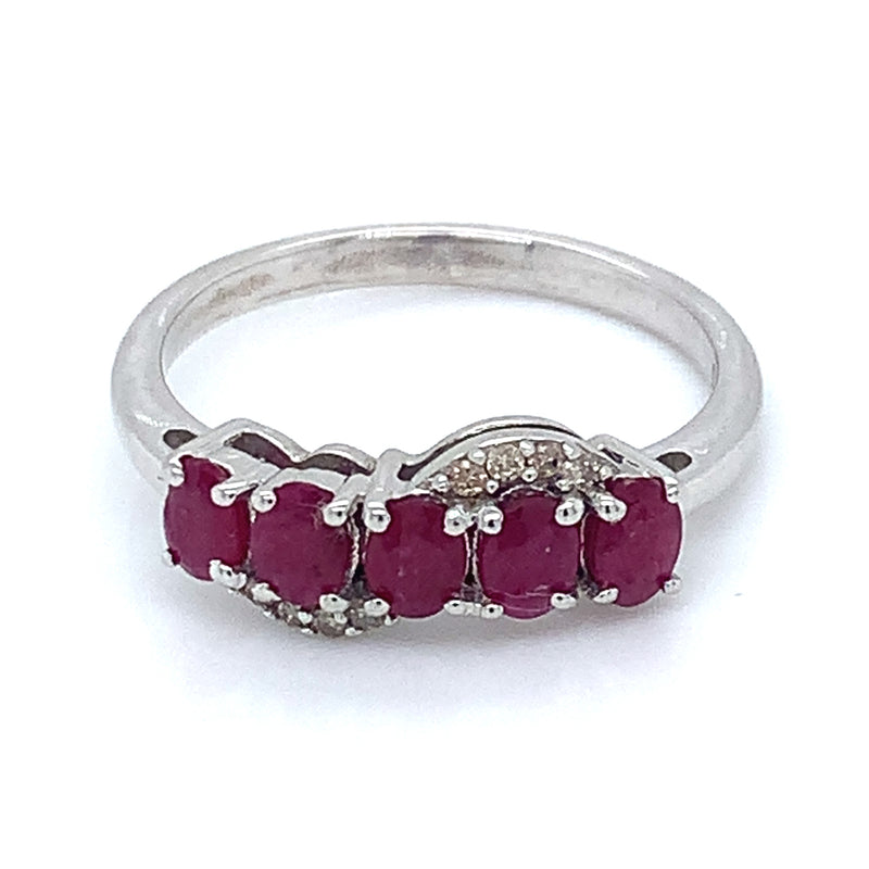 Anillo de rubí en plata 925