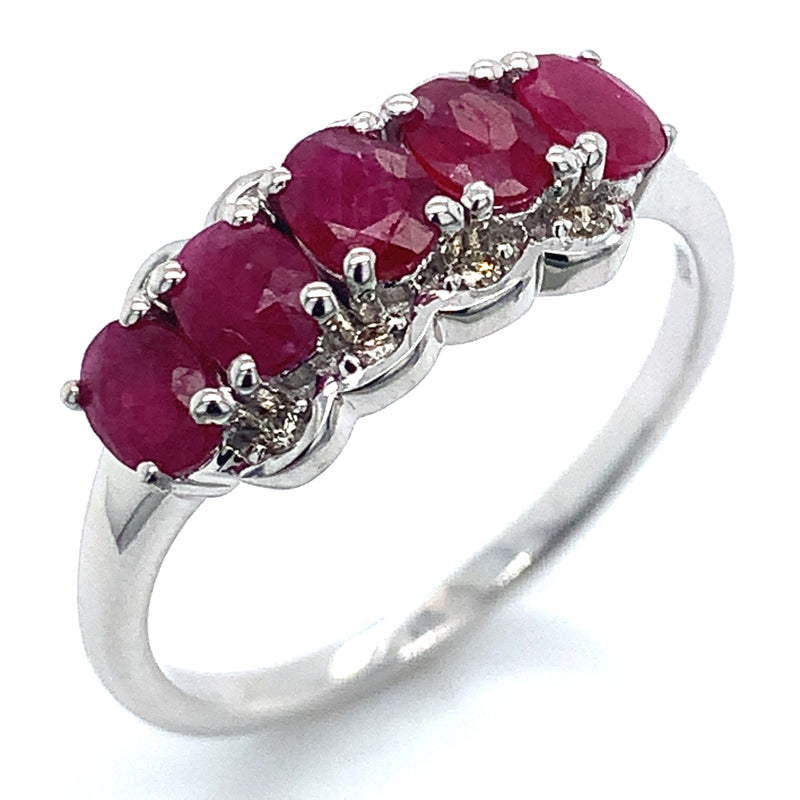 Anillo de rubí en plata 925