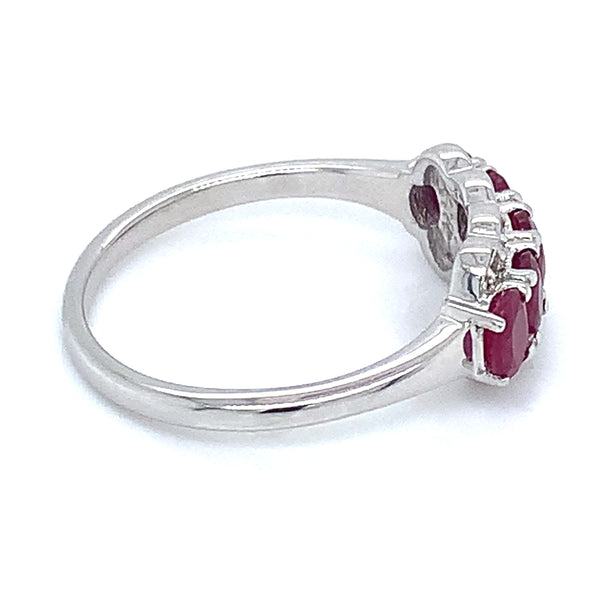 Anillo de rubí en plata 925