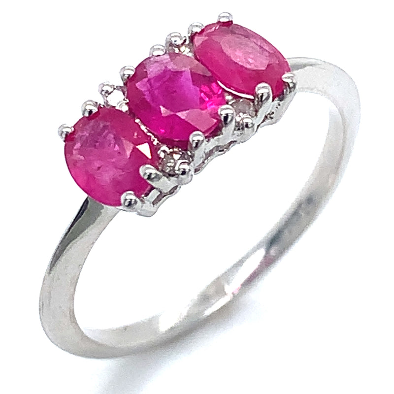 Anillo de rubí en plata 925