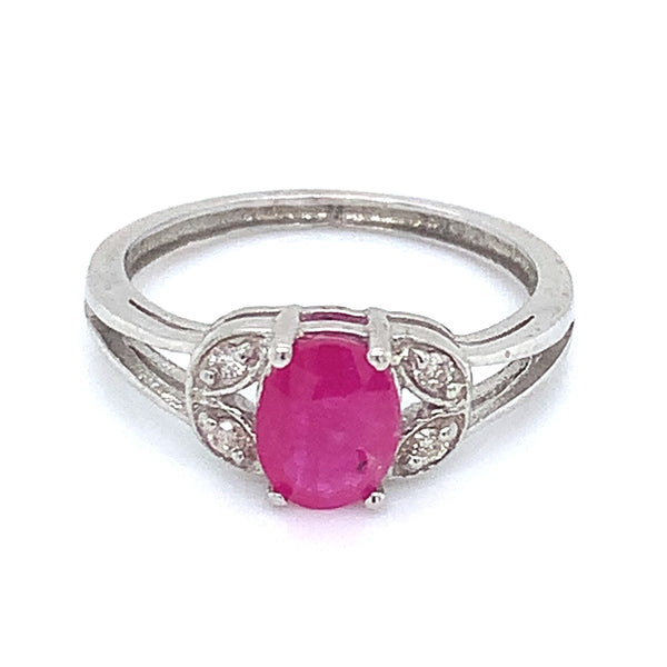 Anillo de rubí en plata 925