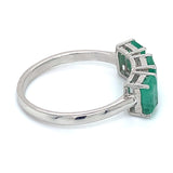 Anillo de esmeralda en plata 925.