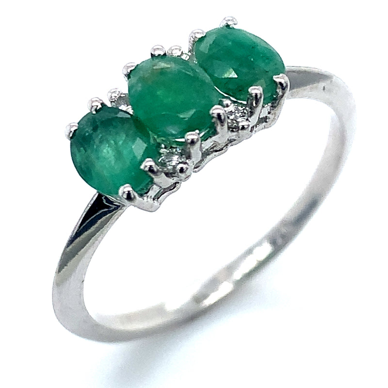 Anillo de esmeralda en plata 925.