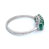 Anillo de esmeralda en plata 925.