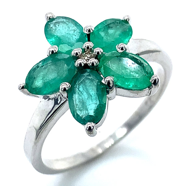 Anillo de esmeralda en plata 925.