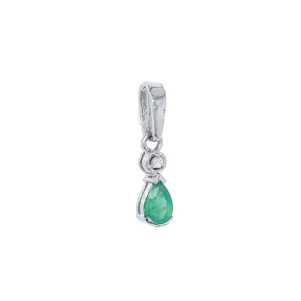 Dije de esmeralda en plata 925.