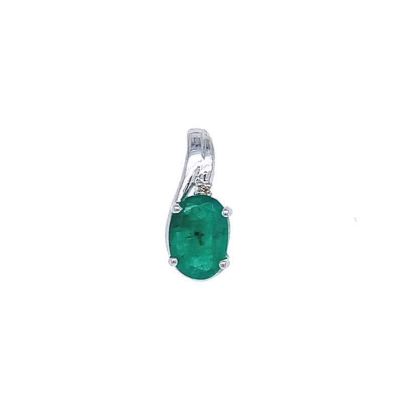Dije de esmeralda en plata 925.