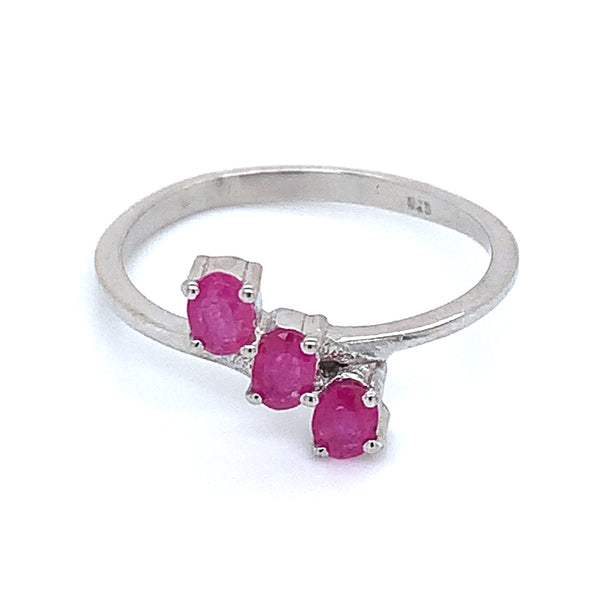 Anillo de rubí en plata 925