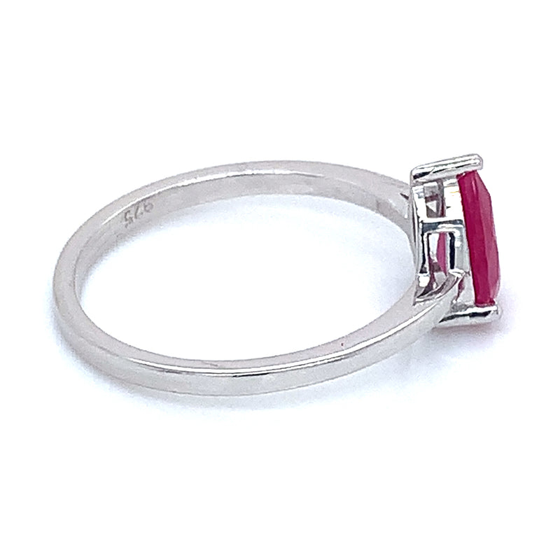 Anillo de rubí en plata 925