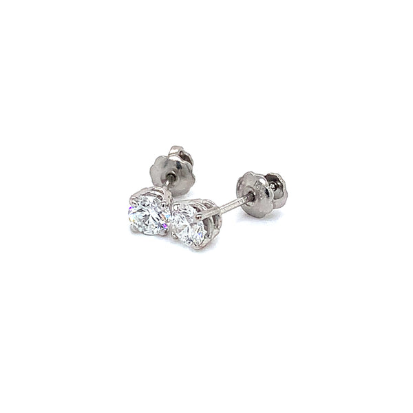 (LD) Aretes de diamantes en oro blanco 14kt.