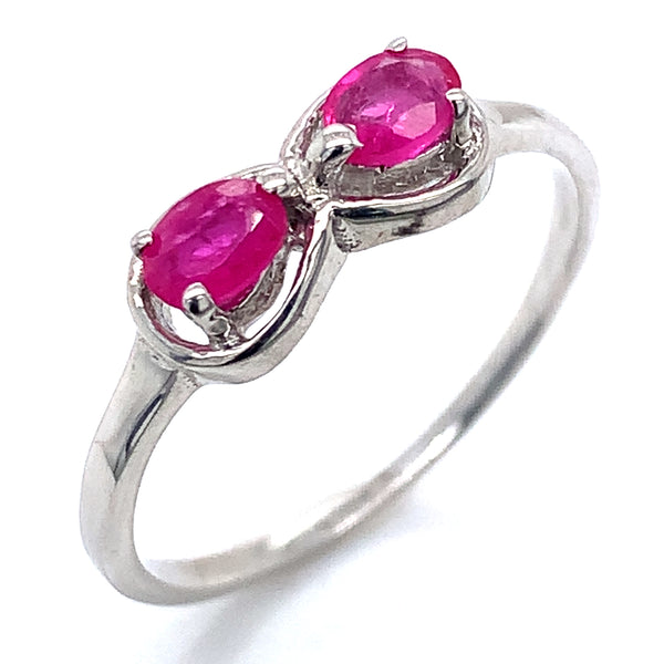 Anillo de rubí en plata 925