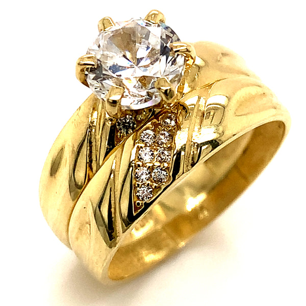 Set de anillos de matrimonio con circones en oro amarillo 10kt