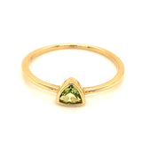 Anillo de peridoto en oro amarillo 10kt.  ANTES:  $229.00